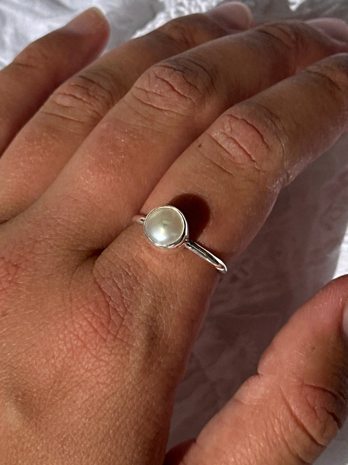 Dainty Pearl ring SIZE: 9