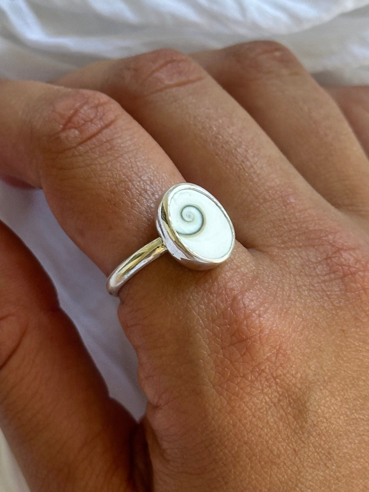 Operculum Ring SIZE: 9.5